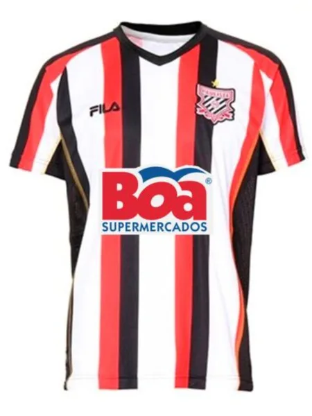 Uniforme 2015–2016