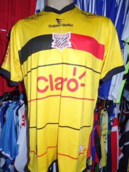 Uniforme 2013–2013